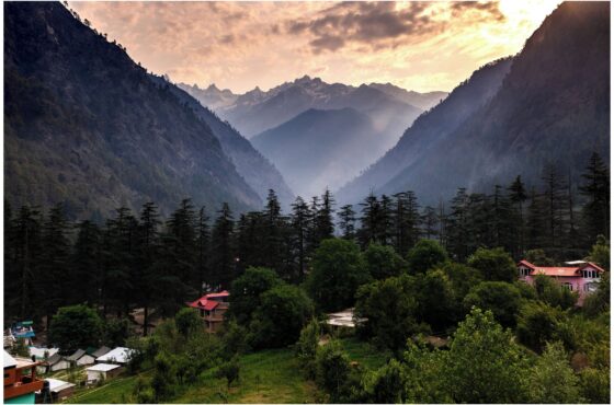 Kasol Riverside Glamping & Parvati Valley Tour Package