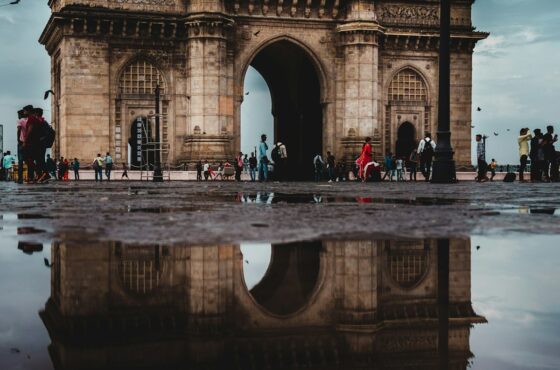 Mumbai Film City, Beaches & Heritage Tour Package