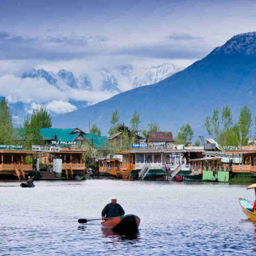 visit-kashmir-dal-lake_0_0